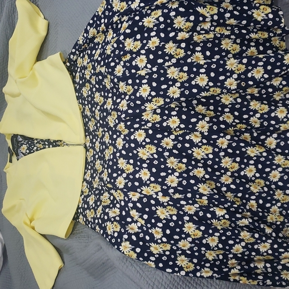 Dress - Picture 13 of 16